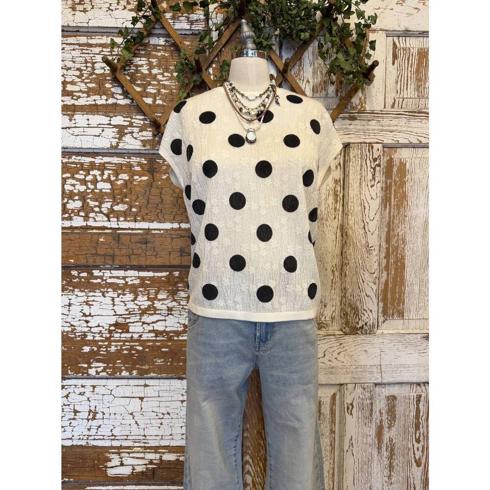NEW MELLO women's polka dot cap sleeve lightweight knit top in white